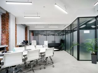 Аренда помещения свободного назначения 830 м²
