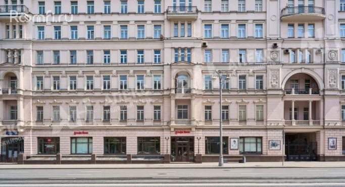 Продажа помещения свободного назначения 3784 м², Тверская улица - фото 1