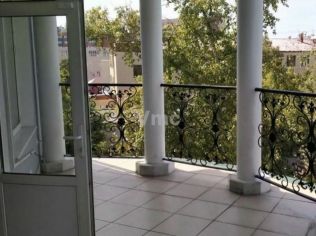 Аренда помещения свободного назначения 240 м²