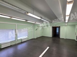 Аренда помещения свободного назначения 236 м²