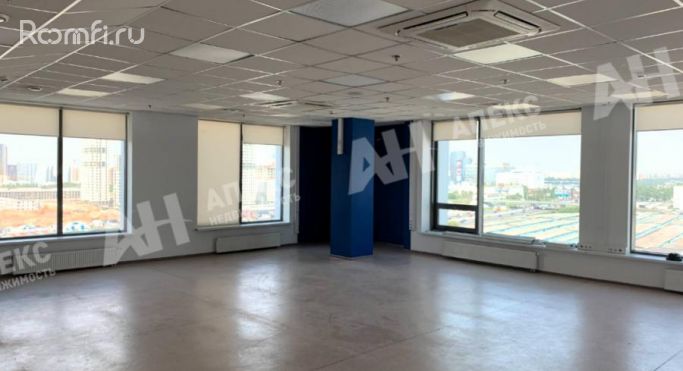 Аренда офиса 1650 м², улица Кулакова - фото 1