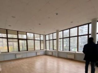 Аренда помещения свободного назначения 142 м²