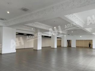 Аренда помещения свободного назначения 566 м²