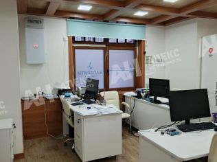 Аренда помещения свободного назначения 595 м²