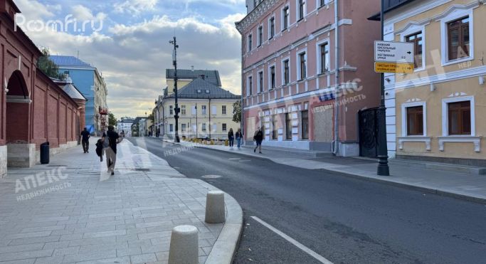 Аренда помещения свободного назначения 458 м², улица Рождественка - фото 1