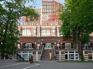 Аренда помещения свободного назначения 165.1 м²