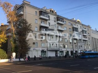 Продажа торгового помещения 439.1 м²