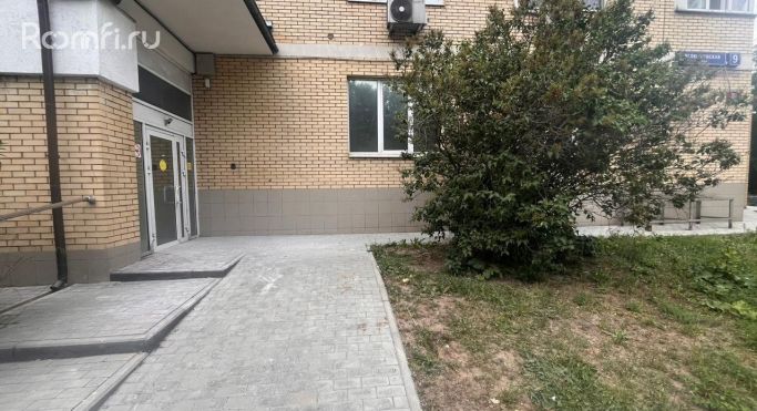 Аренда помещения свободного назначения 800 м², Челюскинская улица - фото 3