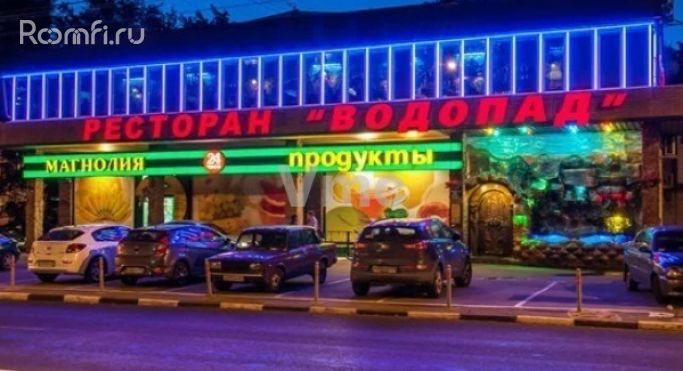 Продажа торгового помещения 302.7 м², улица Юных Ленинцев - фото 3