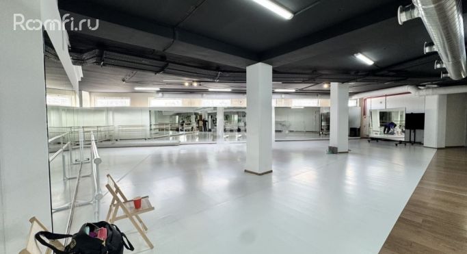 Аренда помещения свободного назначения 550.5 м², улица Архитектора Власова - фото 3