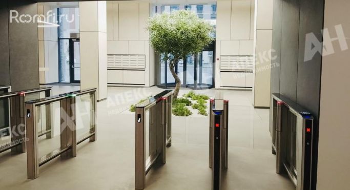 Аренда офиса 1300 м², проспект Лихачёва - фото 2