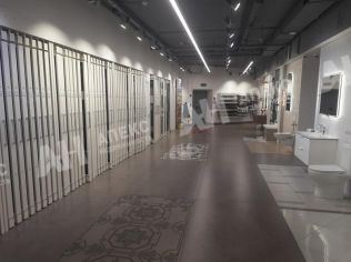 Аренда помещения свободного назначения 1235 м²