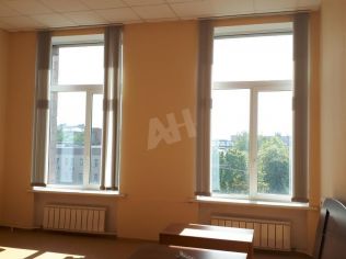 Аренда помещения свободного назначения 586 м²