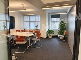 Аренда офиса 702 м²
