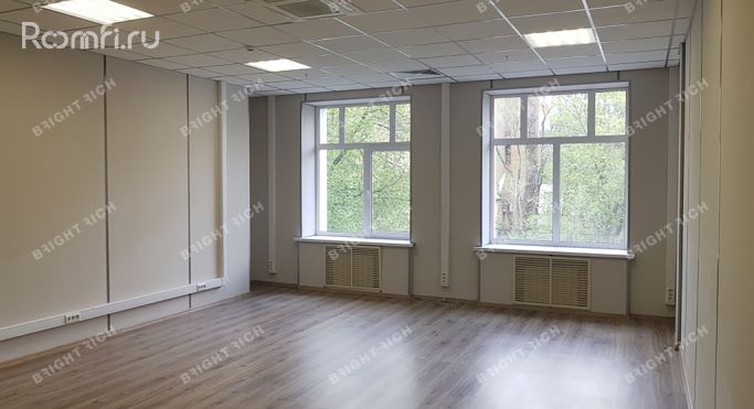 Аренда офиса 938.1 м², Кольская улица - фото 1