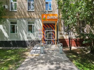 Продажа торгового помещения 439.2 м²