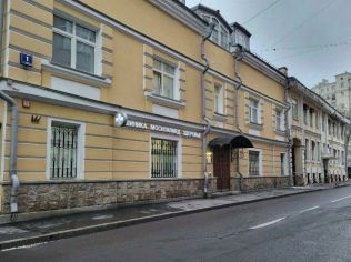 Аренда помещения свободного назначения 831 м²
