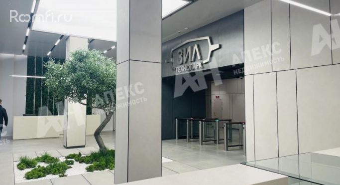 Аренда офиса 700 м², проспект Лихачёва - фото 1