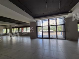 Аренда помещения свободного назначения 740 м²