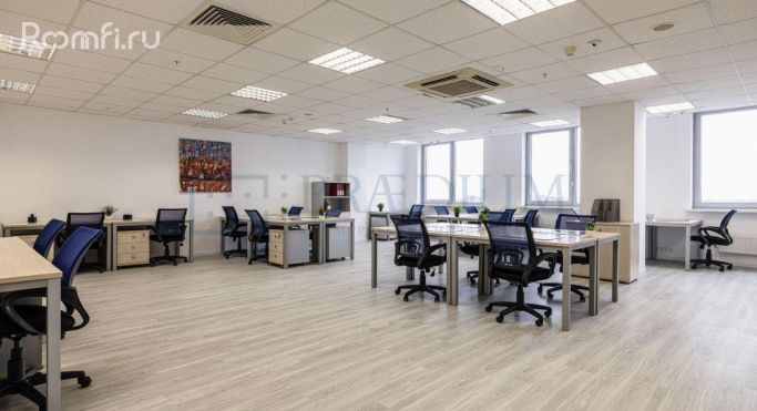 Аренда офиса 962 м², улица Академика Варги - фото 1