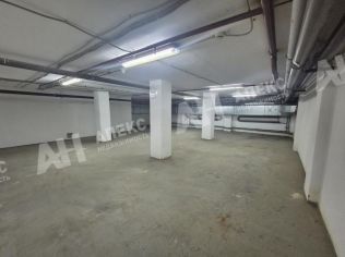 Аренда помещения свободного назначения 781 м²