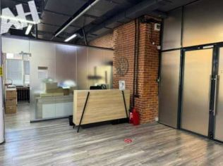 Аренда помещения свободного назначения 232 м²