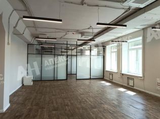 Аренда помещения свободного назначения 1500 м²