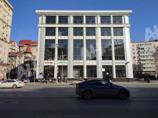 Аренда помещения свободного назначения 1110 м²