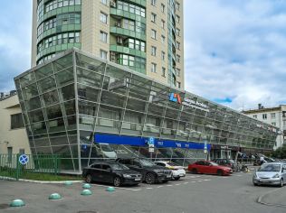Аренда помещения свободного назначения 387.7 м²