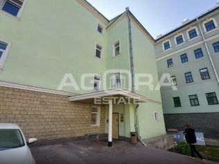 Аренда помещения свободного назначения 742.8 м²