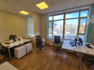 Аренда помещения свободного назначения 125 м²