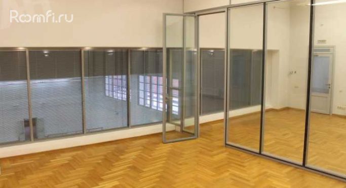 Аренда помещения свободного назначения 1157 м², Бережковская набережная - фото 1