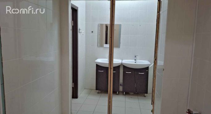 Аренда помещения свободного назначения 125 м², улица Гурьянова - фото 2