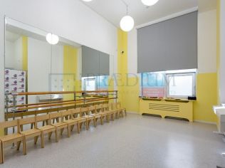 Аренда помещения свободного назначения 271 м²