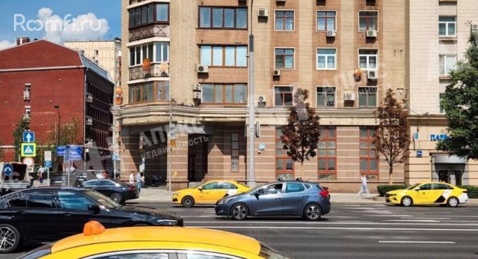 Аренда торгового помещения 692 м², Валовая улица - фото 2