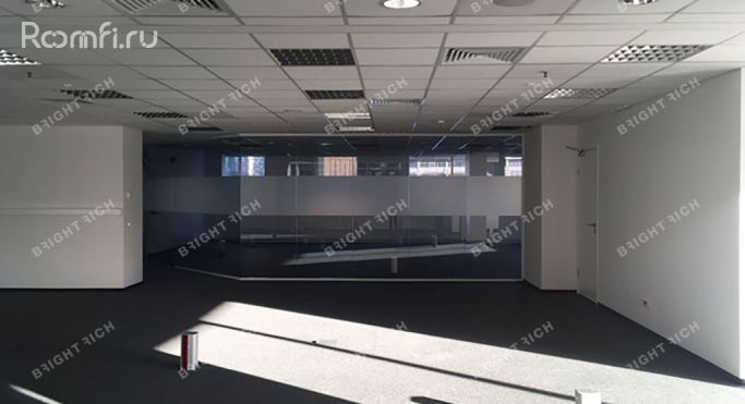 Аренда офиса 3290 м², улица Двинцев - фото 2