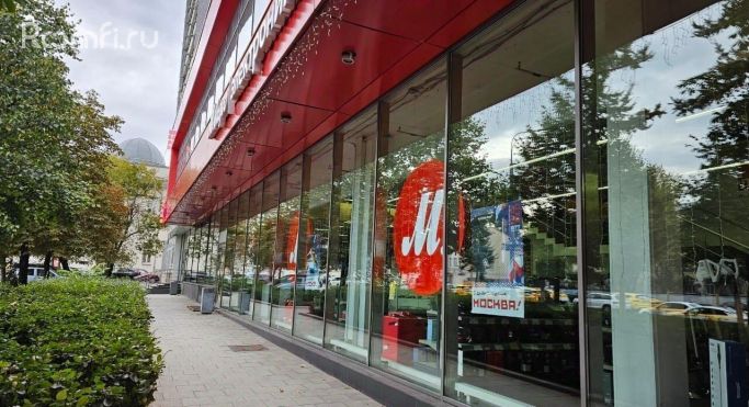 Продажа торгового помещения 3175.1 м², Садовая-Спасская улица - фото 1