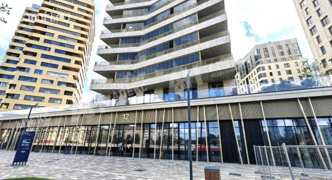 Аренда помещения свободного назначения 439 м², улица Эдуарда Стрельцова - фото 1