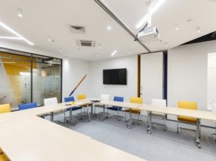 Аренда помещения свободного назначения 1070 м²