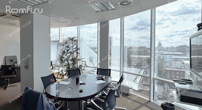 Продажа офиса 13311 м², улица Правды - фото 1