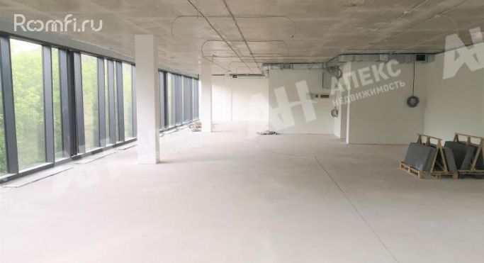 Аренда помещения свободного назначения 2456 м², Нежинская улица - фото 1