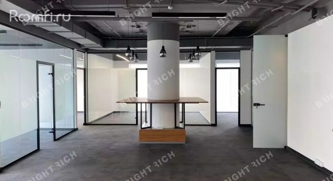 Продажа офиса 308.6 м², Береговой проезд - фото 1