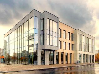 Аренда помещения свободного назначения 215 м²