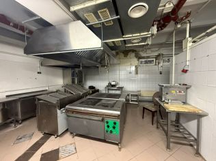 Аренда помещения свободного назначения 300 м²