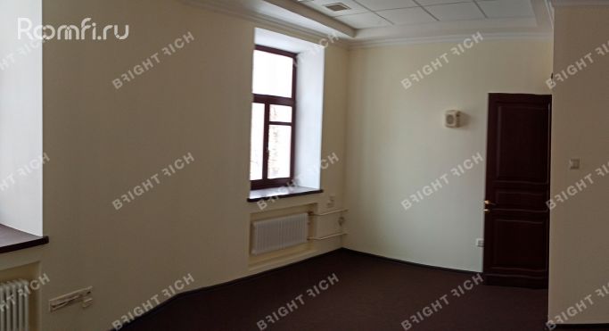 Аренда офиса 246.3 м², Средний Овчинниковский переулок - фото 1