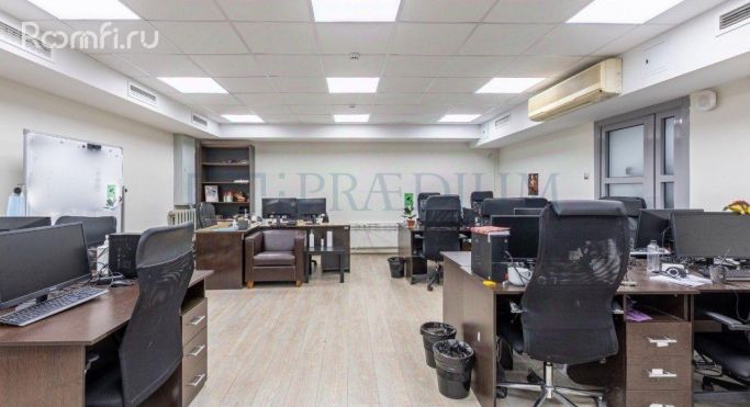 Продажа офиса 573 м², улица Льва Толстого - фото 1