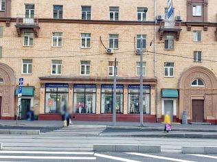 Аренда торгового помещения 245.4 м²