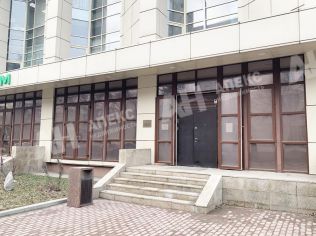 Аренда помещения свободного назначения 301 м²