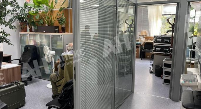 Продажа офиса 358 м², улица 8 Марта - фото 2
