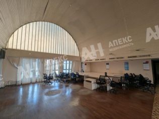 Аренда помещения свободного назначения 421 м²